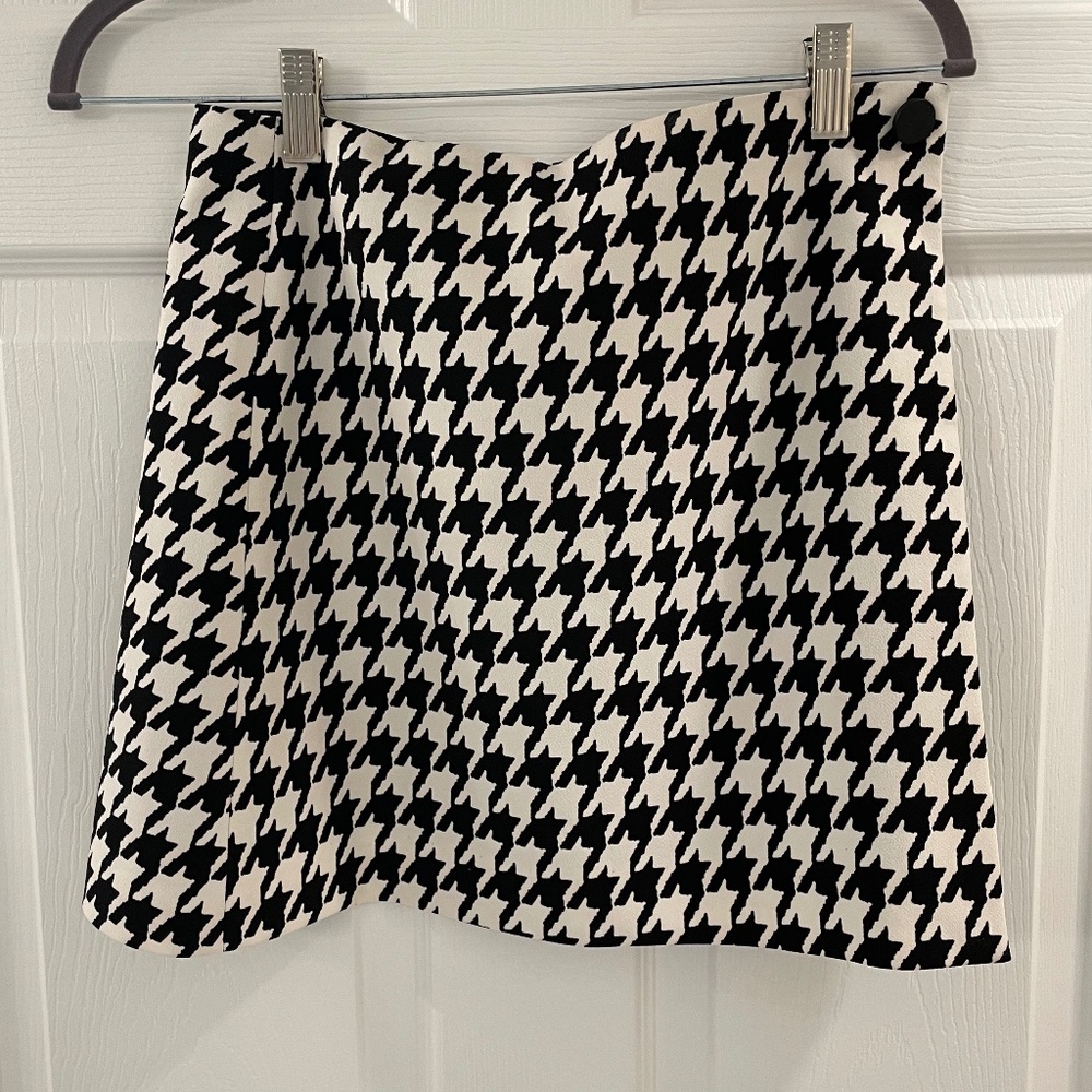 Alice and Olivia Houndstooth print A-line Skirt